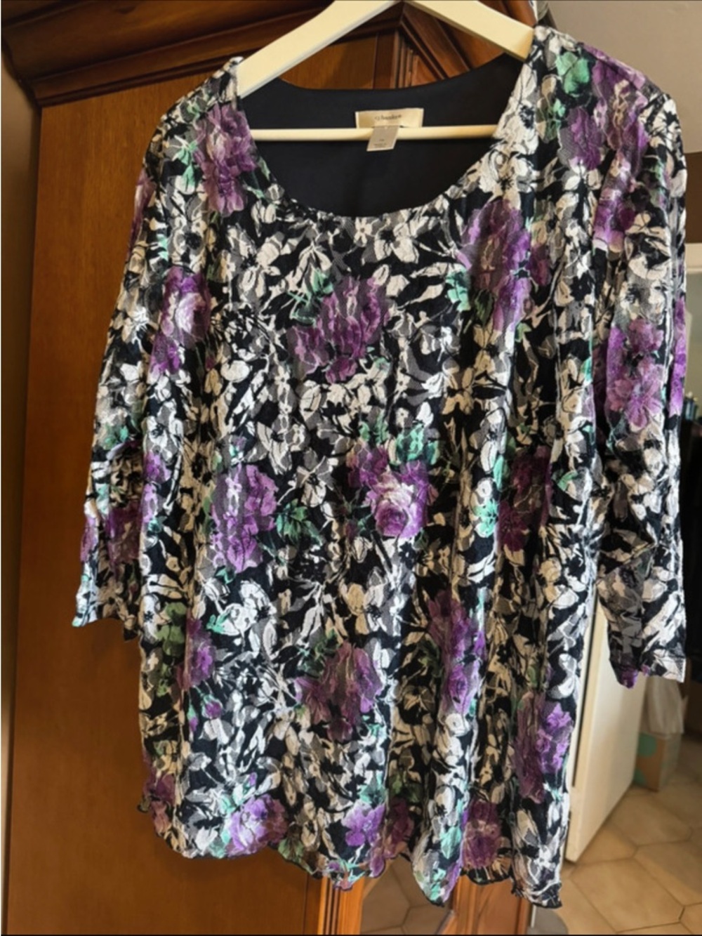 CJ Banks Colorful Scoop Neck Tunic with Purple Floral Print Plus Size 1X